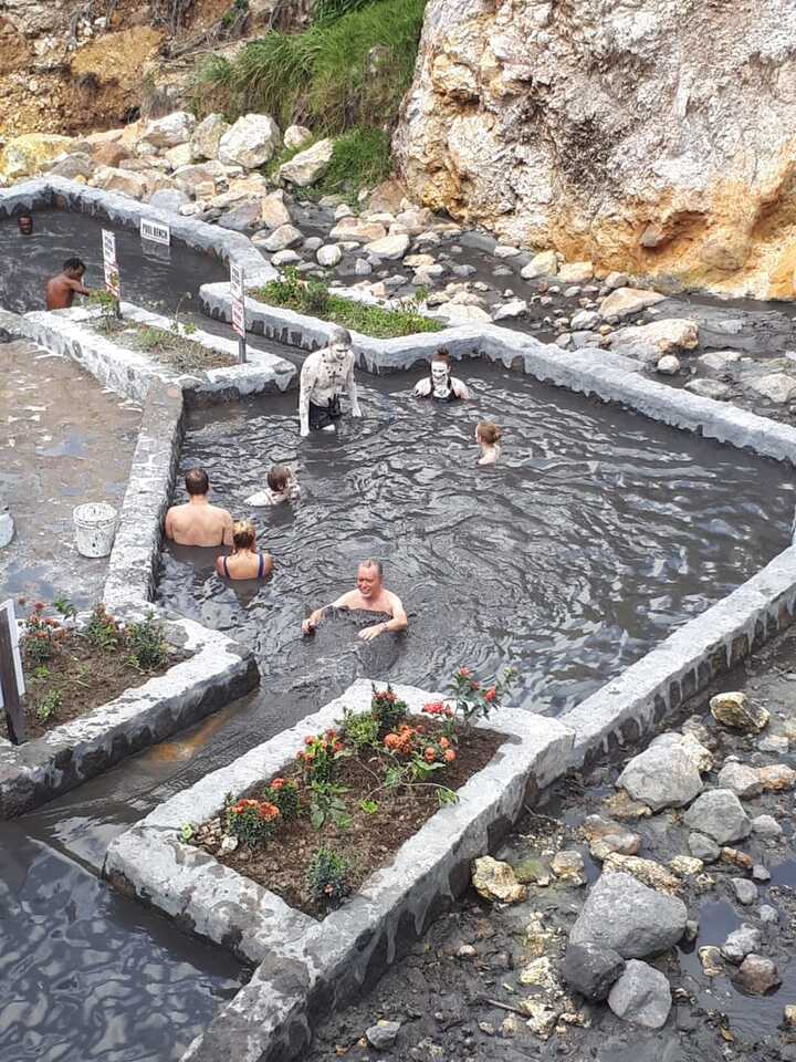 Therapeutic Mud Baths